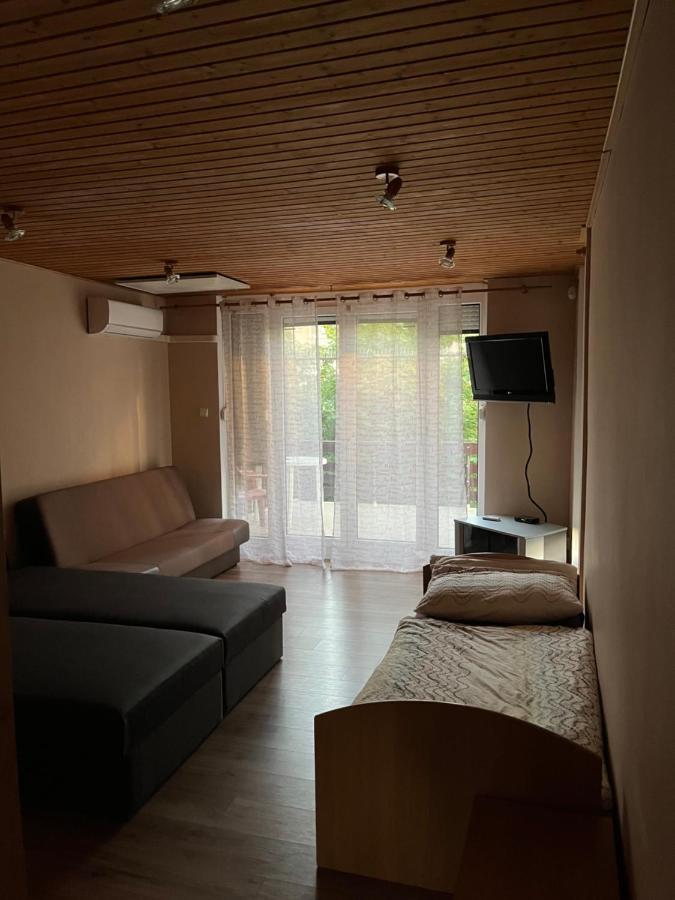 Apartment Jane เซเนซ ภายนอก รูปภาพ
